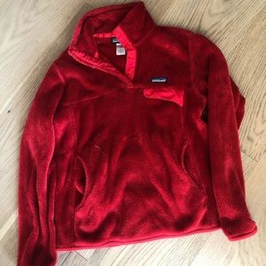 WOMANS PATAGONIA SMALL RED PULLOVER